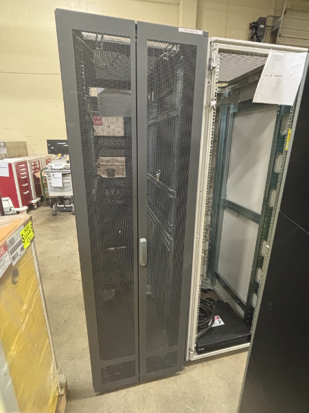 Server Cabinets photo 4