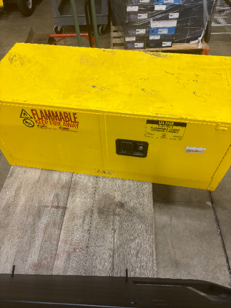 Small Flammable Cabinet photo 4