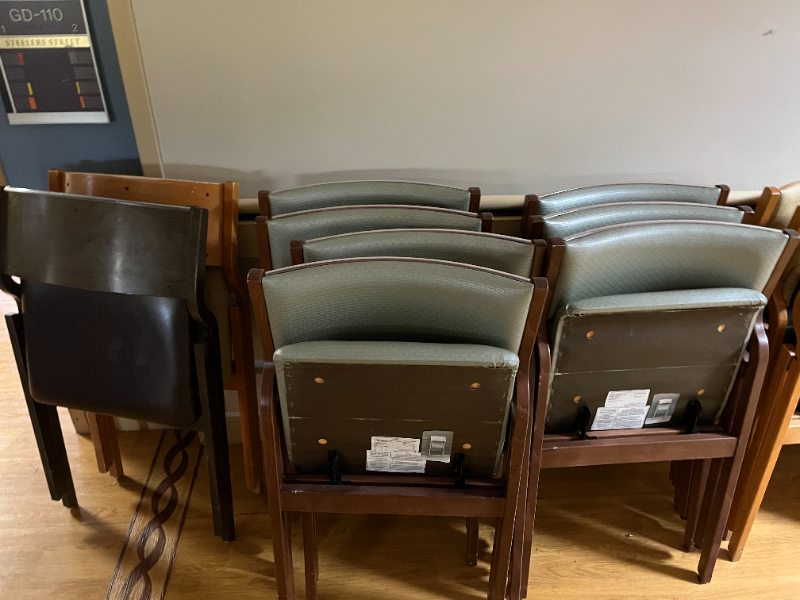 Wooden Folding Chairs photo 4