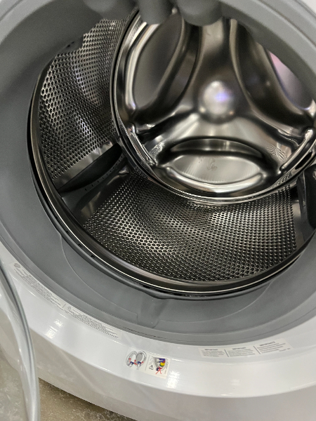 Electrolux Front Load Washer photo 3