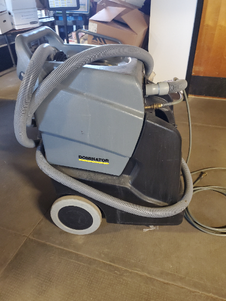 Tennant Vacuum Wet/dry photo 5