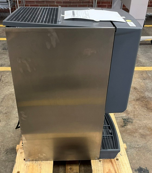Ice Machine photo 4