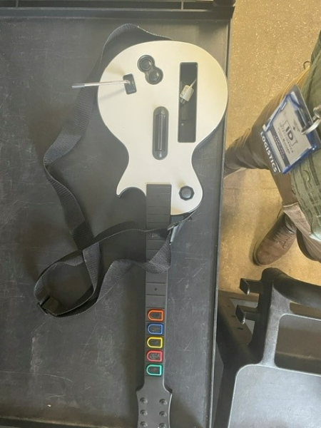 Different pieces of WII gaming equipment photo 5