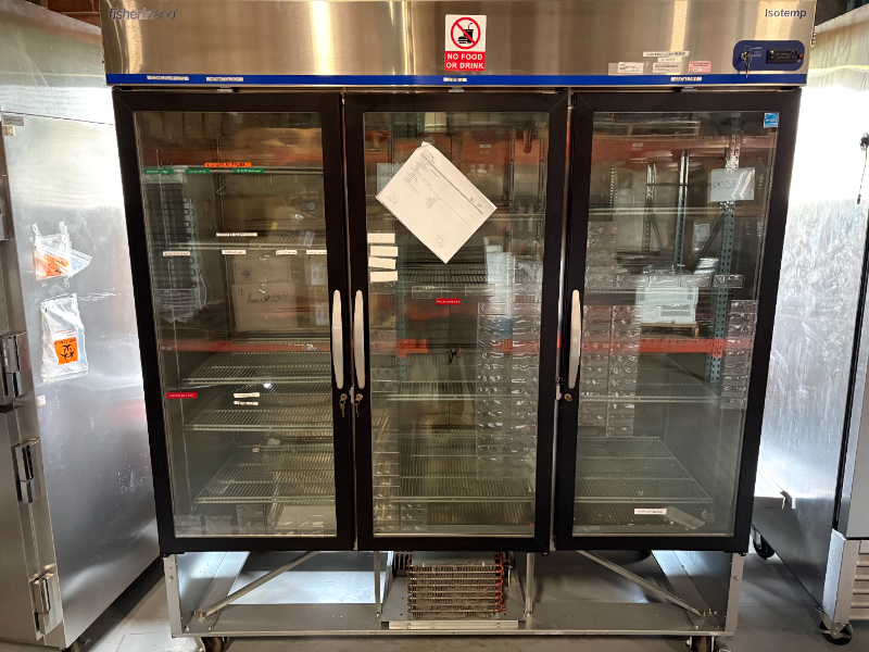 Laboratory setting Fridges photo 3