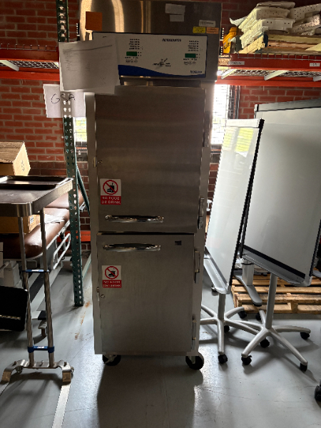 Laboratory setting Fridges photo 5