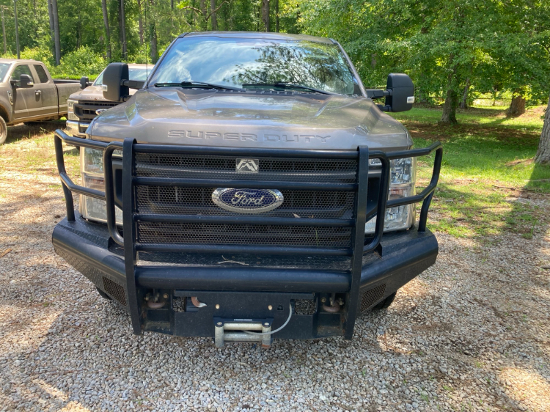 2020 Ford F250 Super Duty 4X4 Super Cab XL photo 3