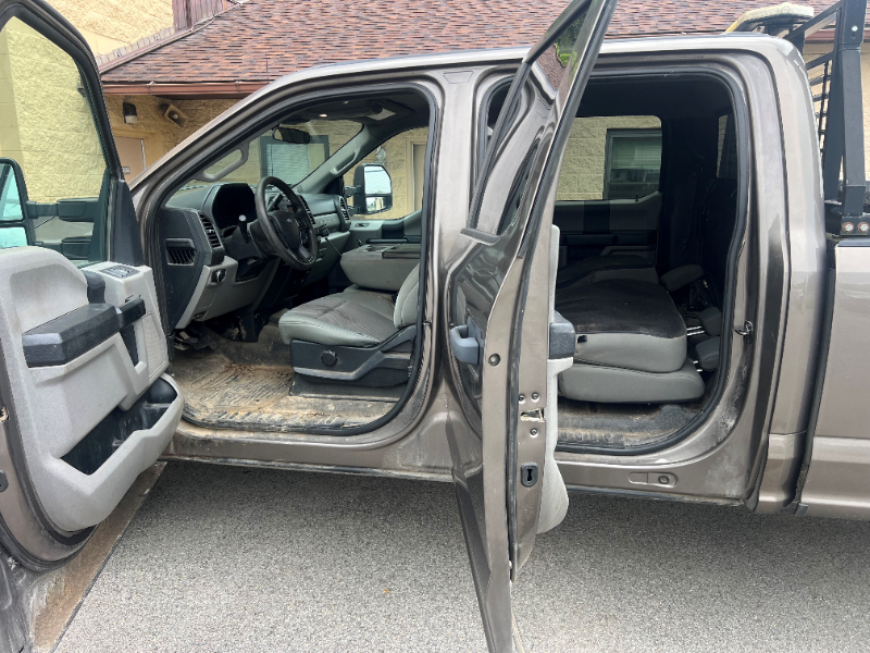2020 Ford F250 Super Duty Super Cab XL 4X4 photo 5