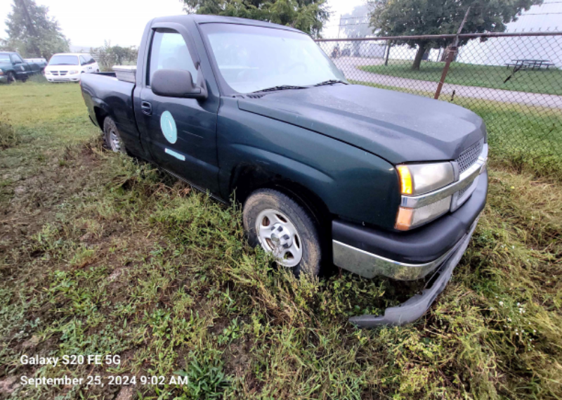 2003 Chevrolet 1500 Silverado photo 2