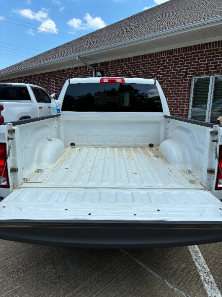 2020 Ram 1500 (white) photo 2