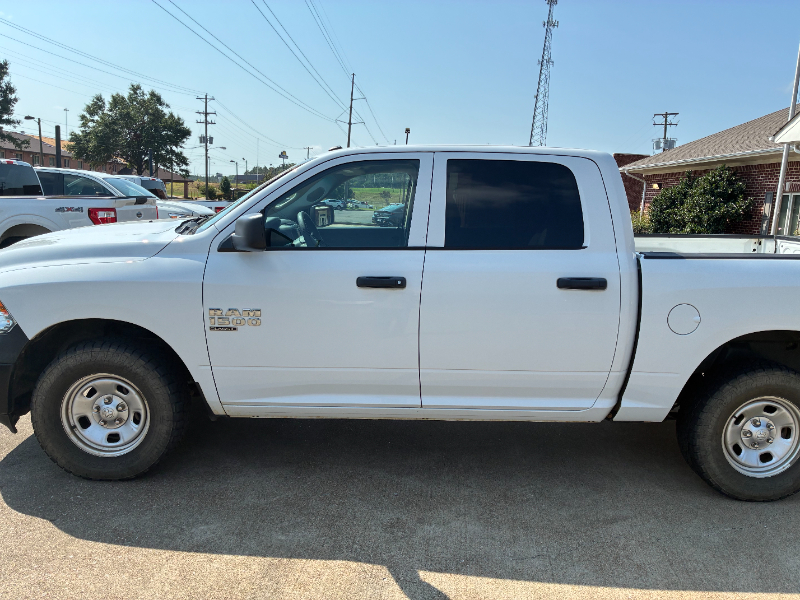 2020 Ram 1500 (white) photo 3