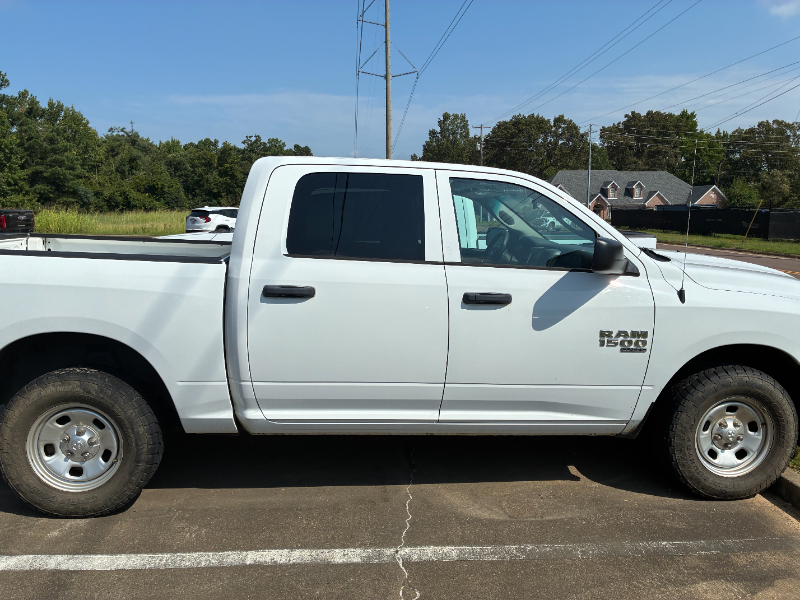 2020 Ram 1500 (white) photo 4