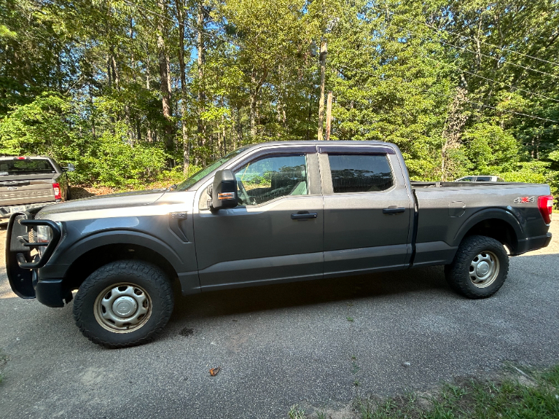 2022 Ford F150 Supercrew Cab XL 4X4 photo 2