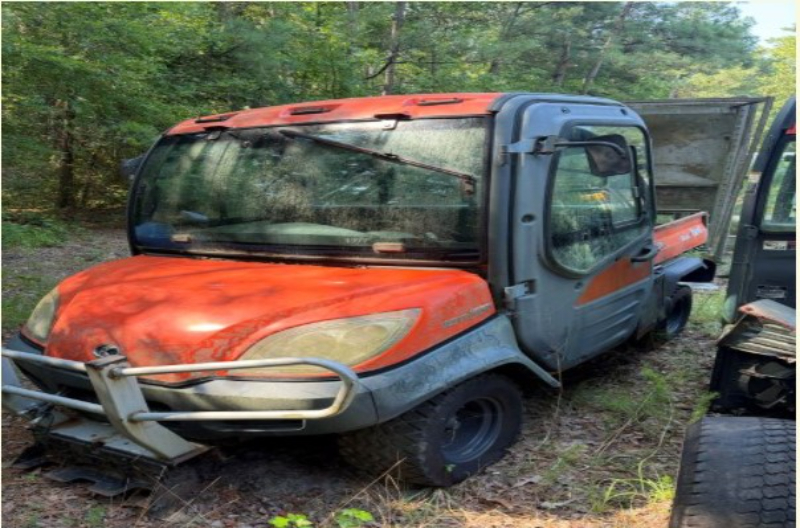 Kubota utility vehicle photo 3