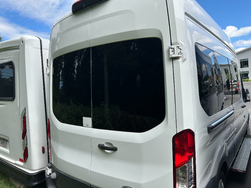 2018 Ford Transit photo 3