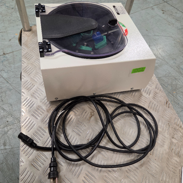 Lab Centrifuge photo 3