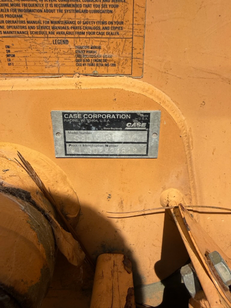 Case Loader Backhoe photo 2