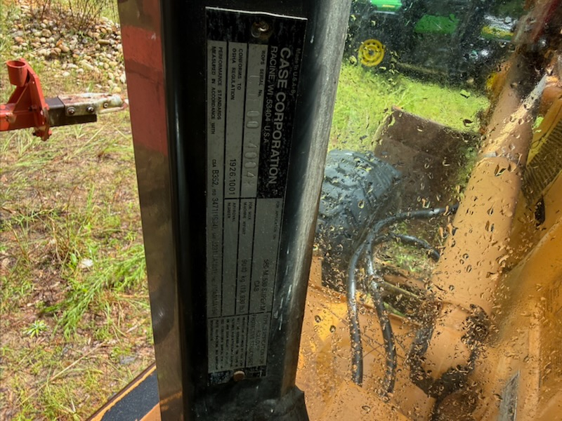 Case Loader Backhoe photo 4