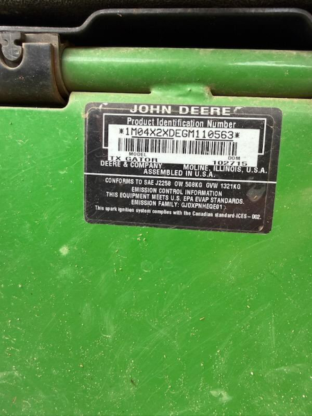 John Deere Gator TX photo 2