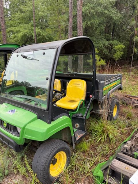 John Deere Gator TX photo 3