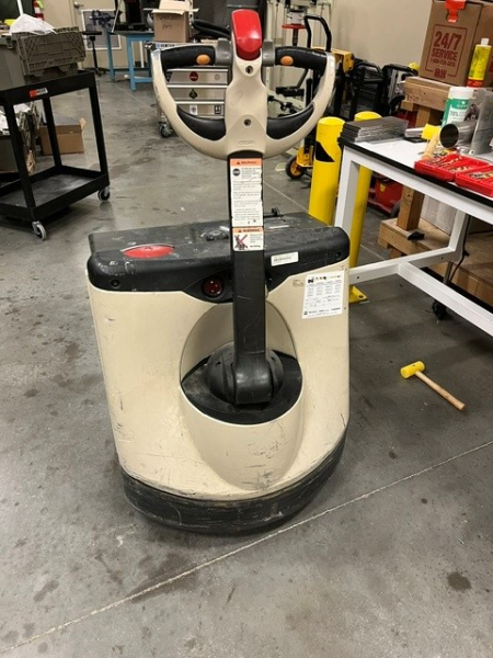 Electric Pallet Jack photo 2