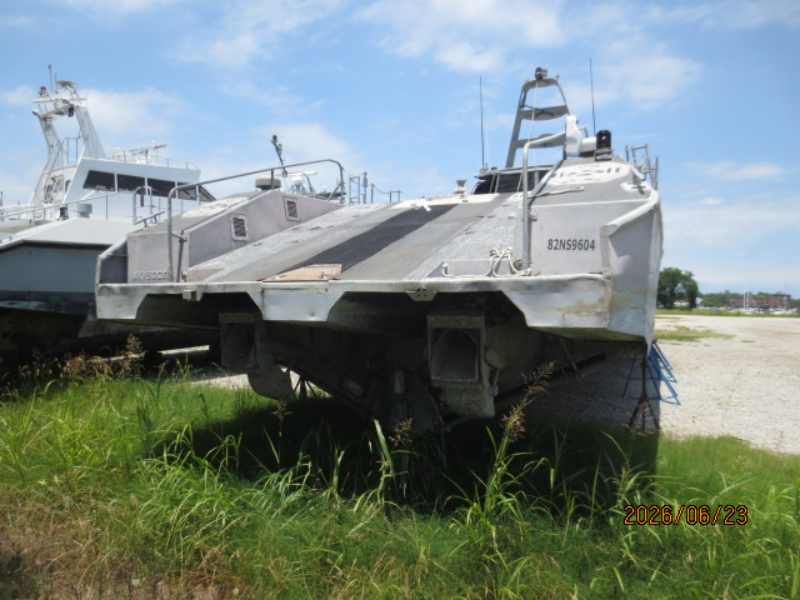 1997 82 Foot Non Standard Boat photo 4