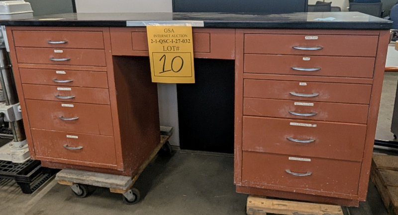 Vidmar Cabinet And Workbenches photo 2