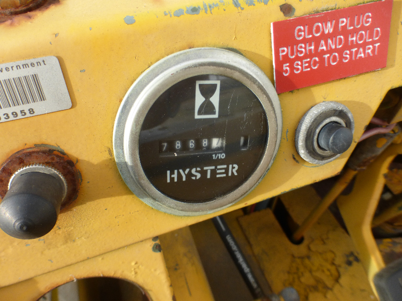 Forklift photo 6