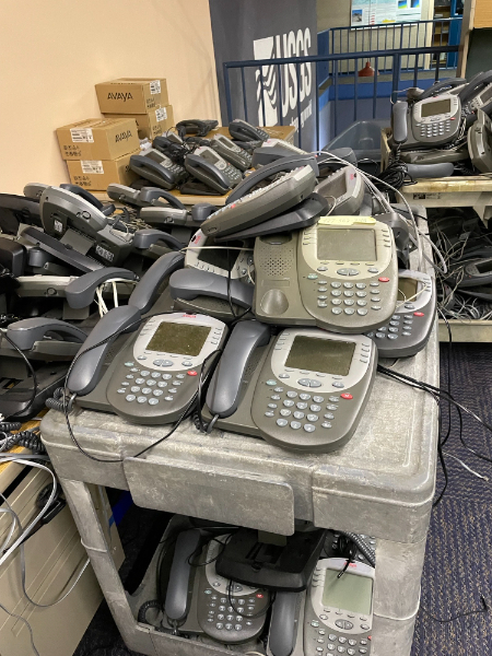 Avaya Office Phones Model 2420 photo 2