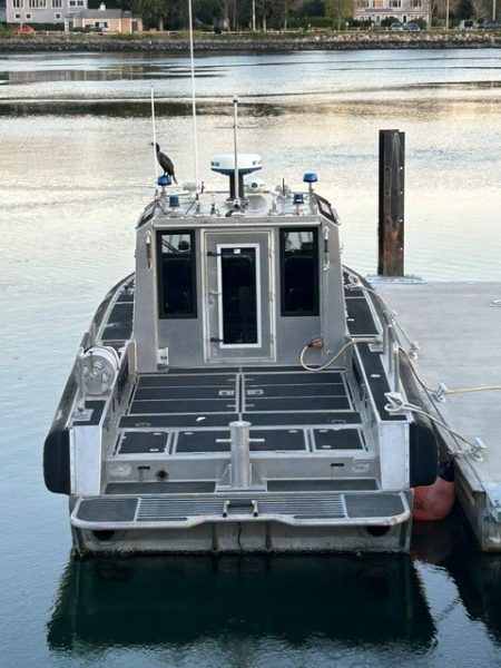 Metal Shark 38 Defiant Aluminum Boat photo 2