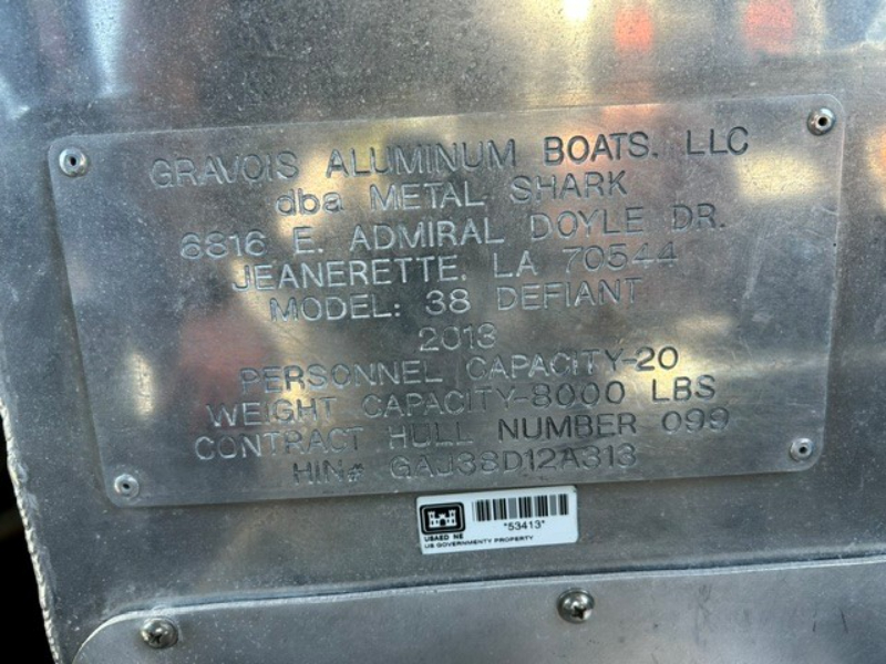 Metal Shark 38 Defiant Aluminum Boat photo 7