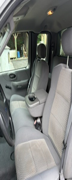 2004 Ford F150 photo 5