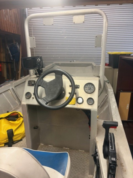 1993 Kann Trailer with Boat, Motor photo 2