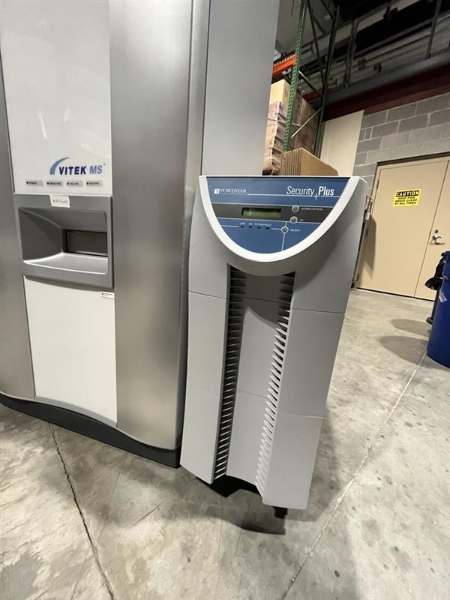 bioMrieux VITEK MS MALDITOF Mass Spectrometry System photo 2