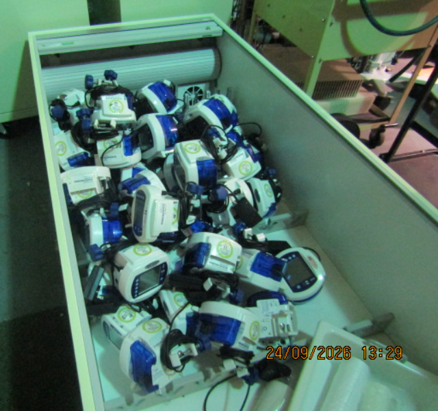 (76) Covidien Kangaroo Feeding Pump photo 3
