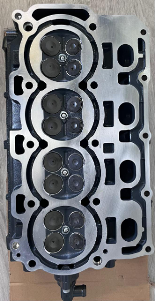 Outboards Motors - Cylinder Head and Power Head Lot photo 5
