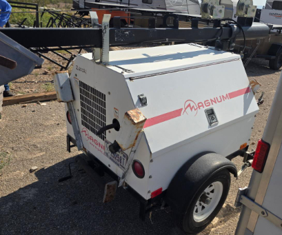 Magnum Portable Light Generator photo 2
