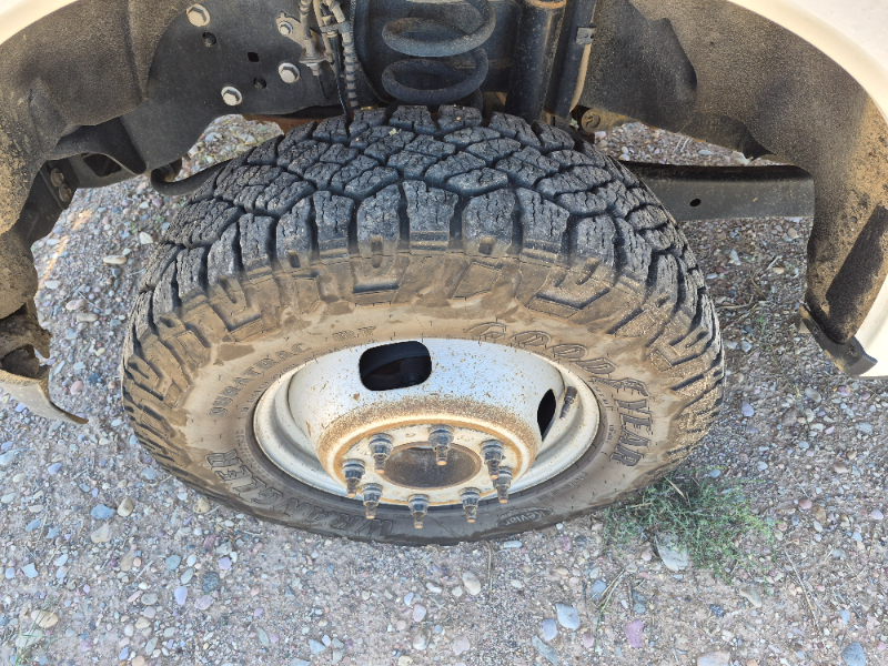 2017 Ford F350 photo 4