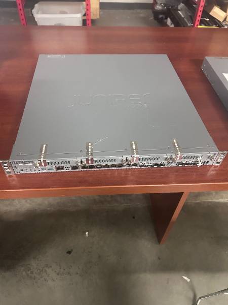 Juniper Networks SRX345 photo 2