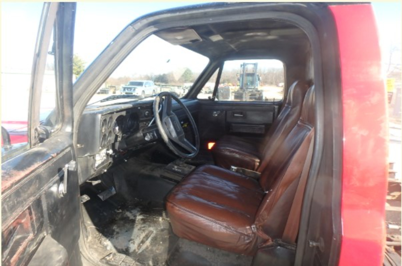 1985 Chevrolet Truck photo 2