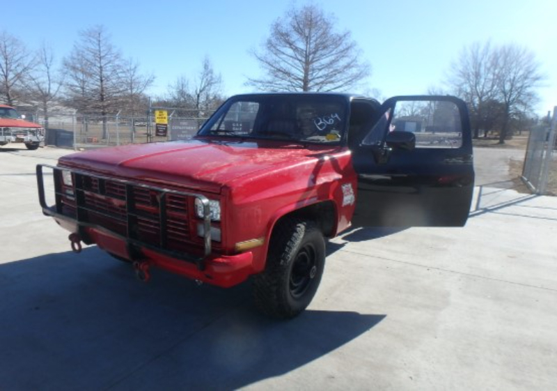 1985 Chevrolet Truck photo 3