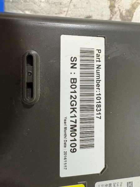 Smart Board 885 with UX80 Projector photo 3