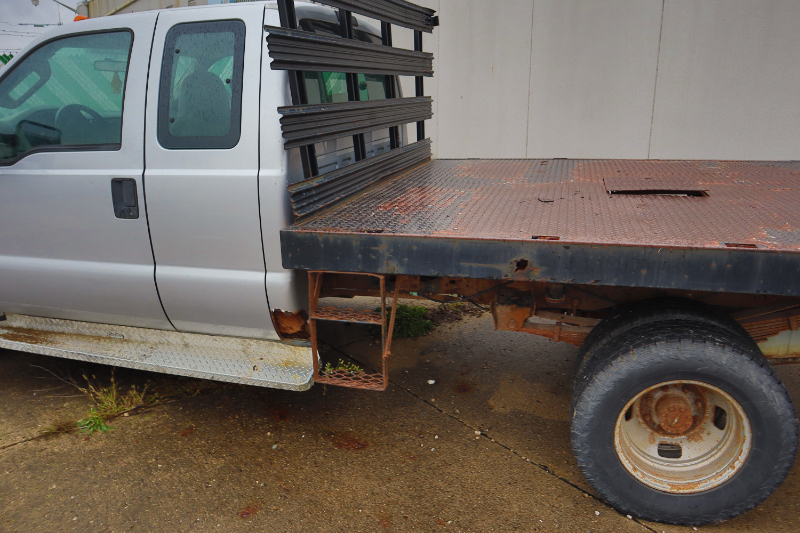2008 Ford F-350 Super Duty DRW 2WD SuperCab Pickup photo 4
