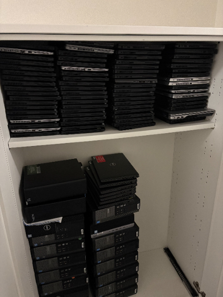 Desktop Computers of Mixed Models from Dell and Hewlett Packard photo 2