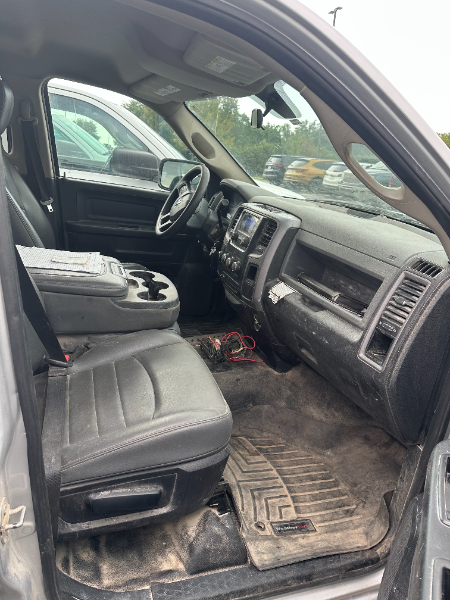2014 Ram 1500 4X4 Truck photo 5