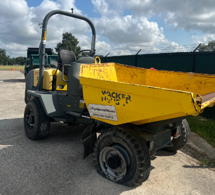 Wacker Neuson Front Dumper photo 7