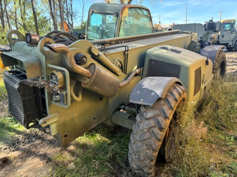 2009 JLG Sky Trak MMV, Forklift photo 4