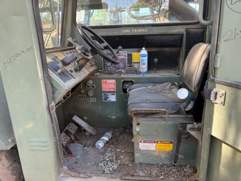 1990 Sky Trak 6000M Forklift photo 4