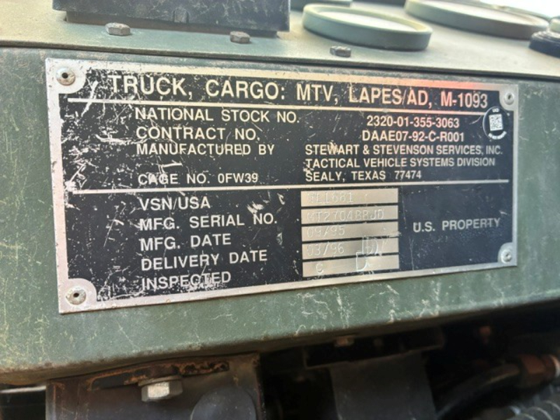 1995 Stewart & Stevenson M-1093 Truck photo 2