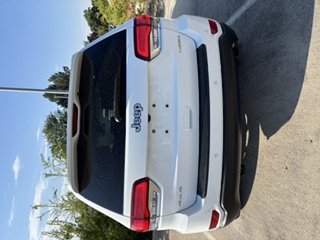 2021 Jeep Grand Cherokee photo 4