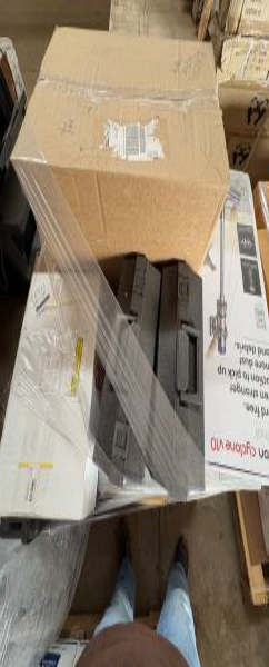 Pallet of Office Supplies photo 4
